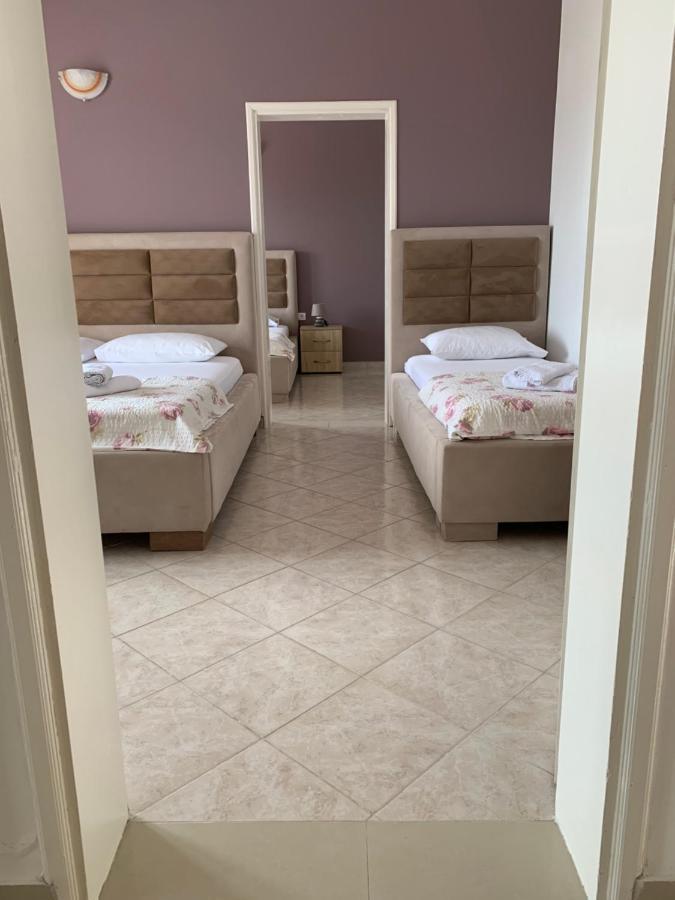 Apartments Adrian Улцин Екстериор снимка