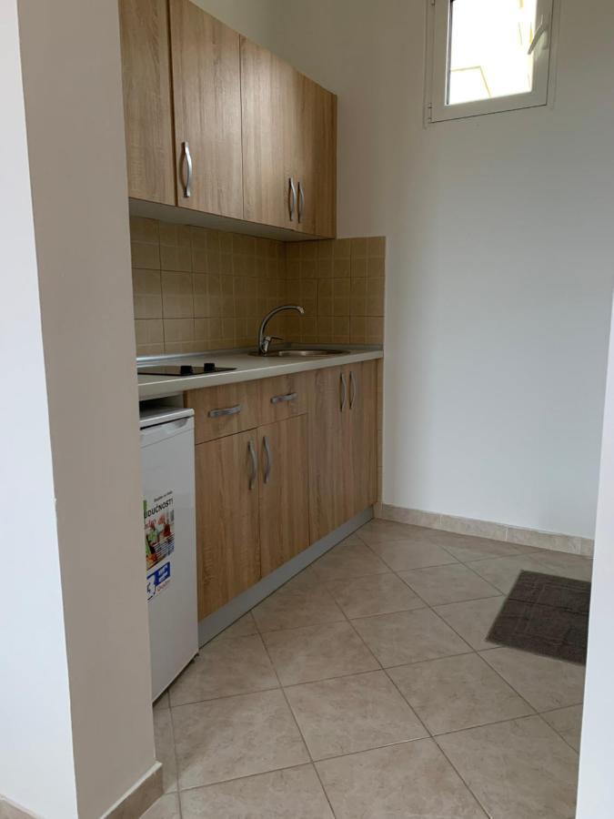 Apartments Adrian Улцин Екстериор снимка