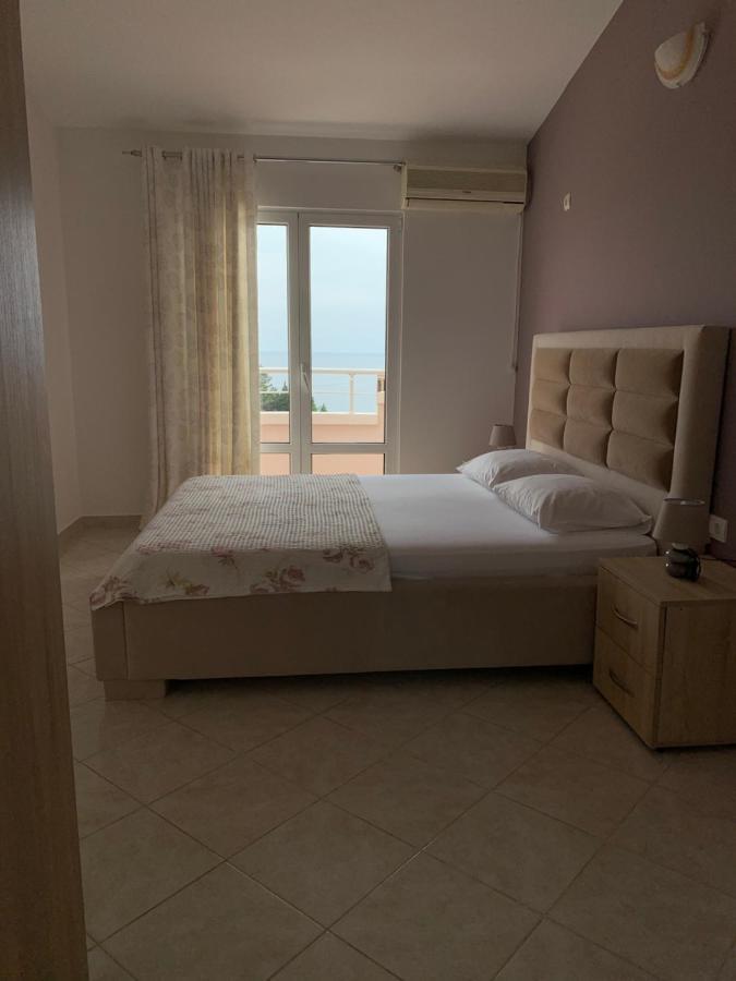 Apartments Adrian Улцин Екстериор снимка