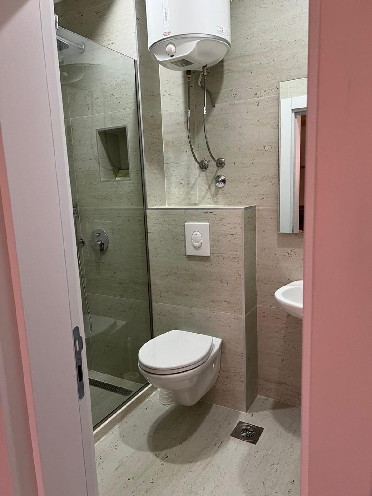 Apartments Adrian Улцин Екстериор снимка