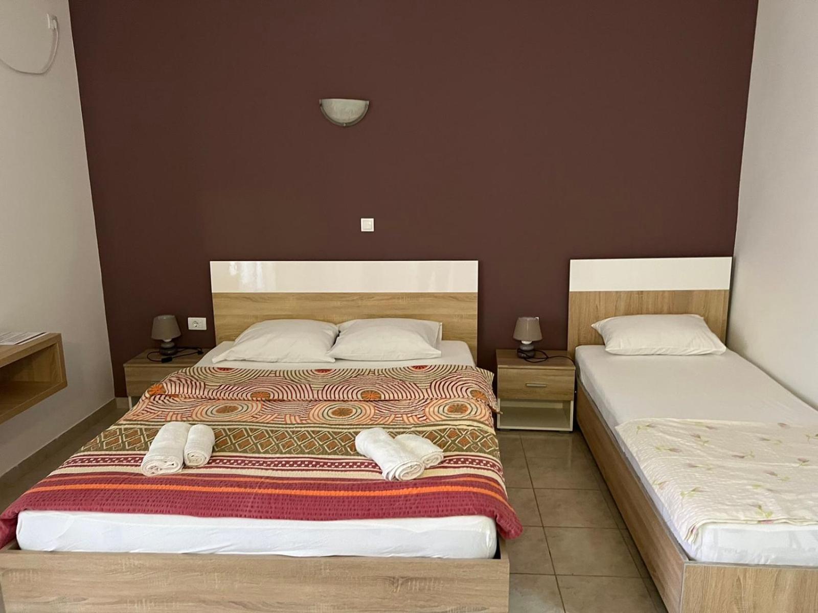 Apartments Adrian Улцин Екстериор снимка