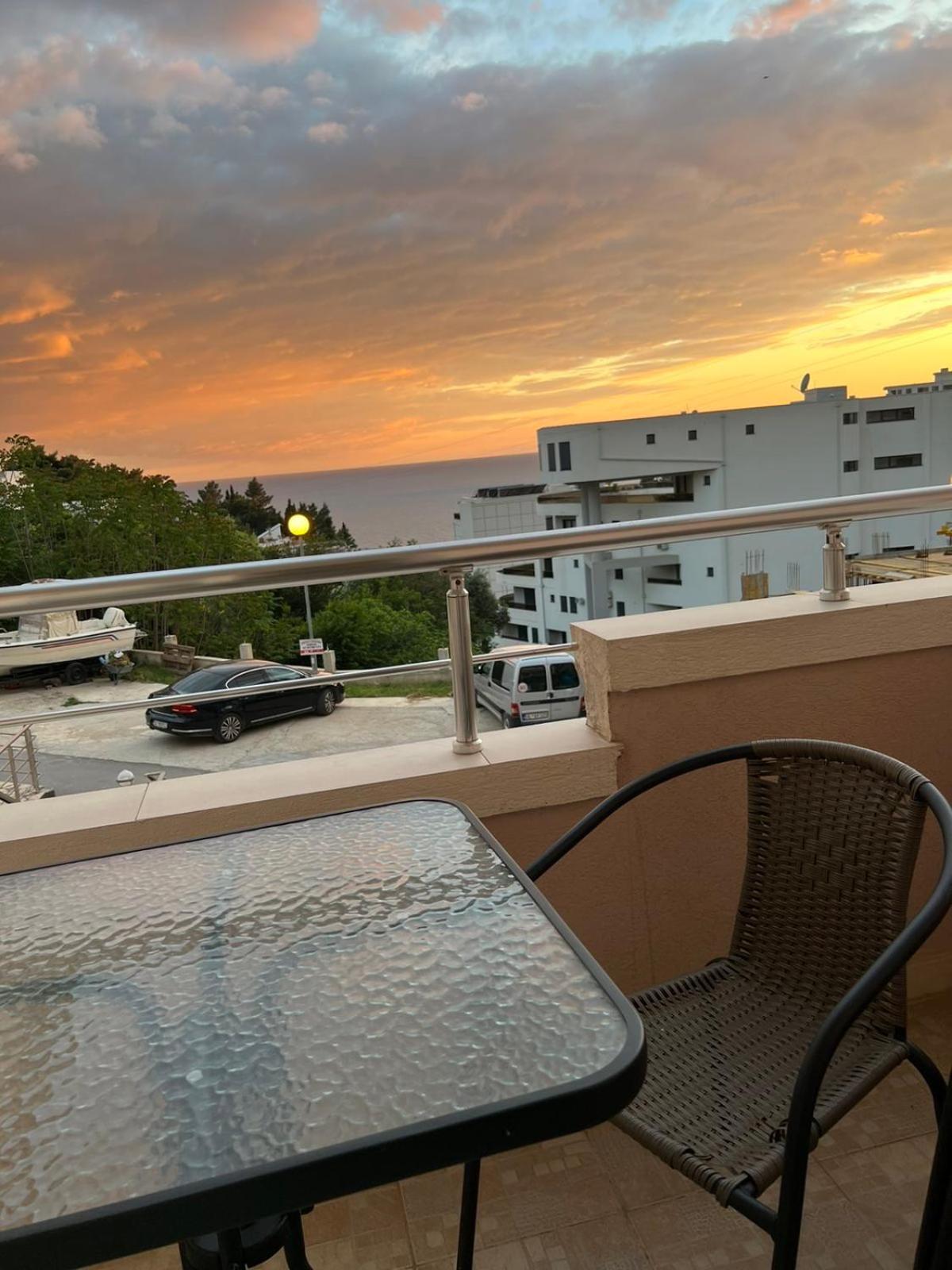 Apartments Adrian Улцин Екстериор снимка