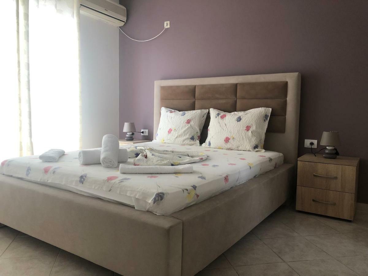 Apartments Adrian Улцин Екстериор снимка