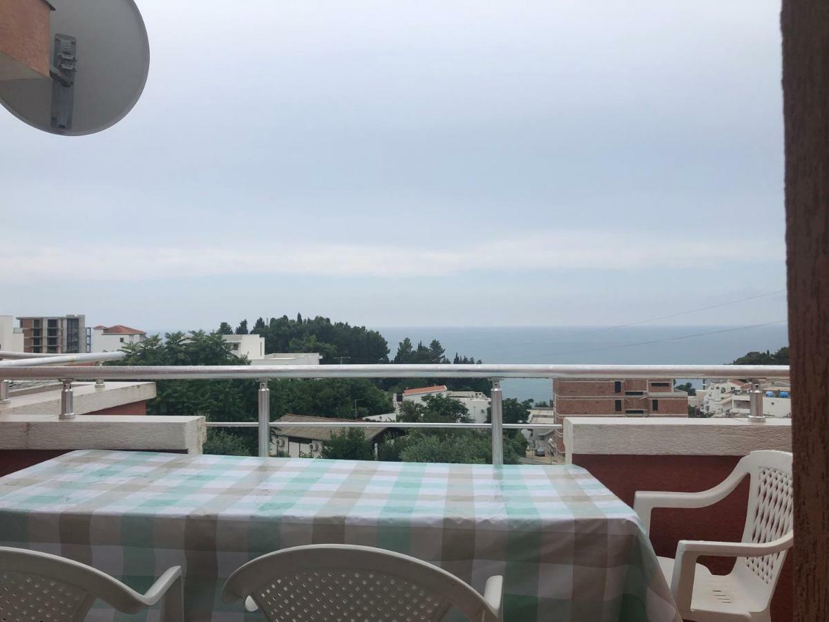 Apartments Adrian Улцин Екстериор снимка
